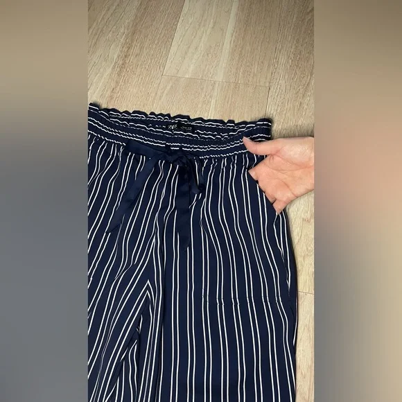 Zara Blue and White Striped Pants - Picture 4 of 6